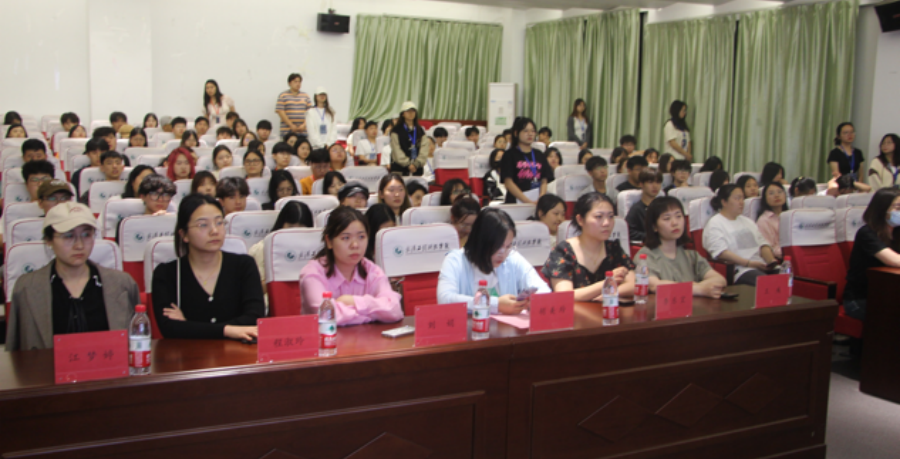 倡导健康生活，共筑安全校园——经济与管理学院第三次师生大查寝