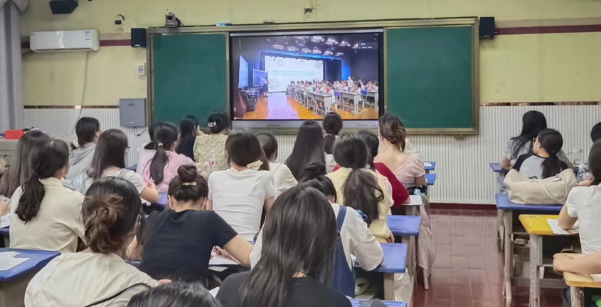 承道启师途，见习促成长 2021级小学教育专业开展教育见习活动