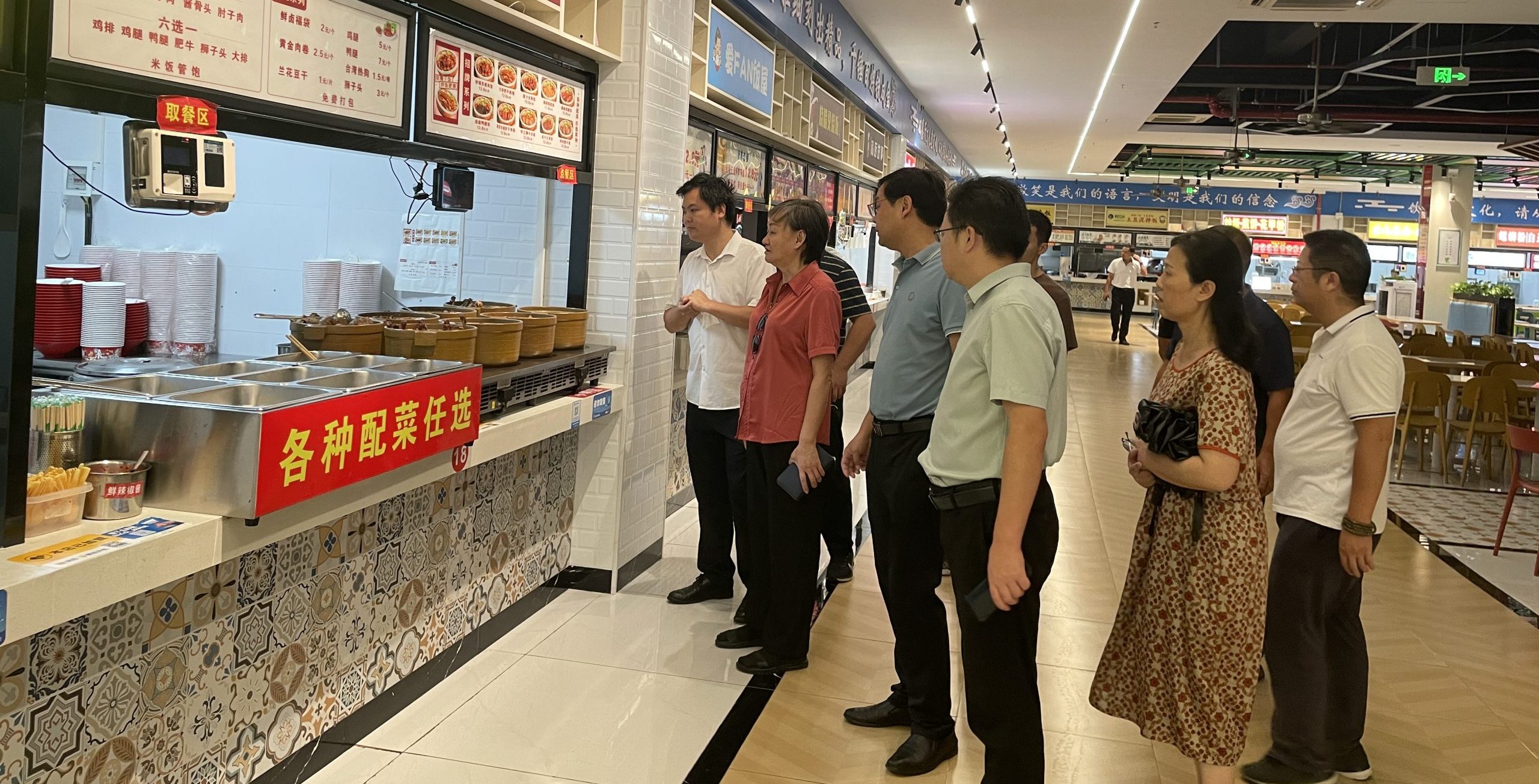 武汉工程科技学院开展国庆节前校园安全隐患专项排查联合大检查活动