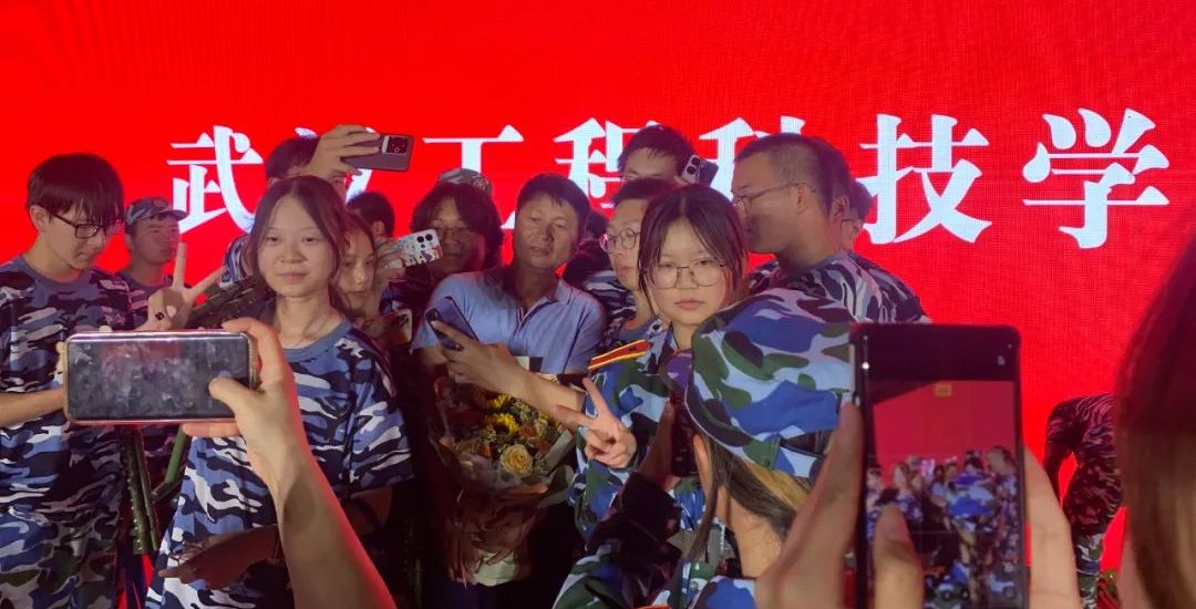 新生大讲堂 | 中国地质大学（武汉）陈刚教授为武汉工程科技学院2024级新生上新生教育大课