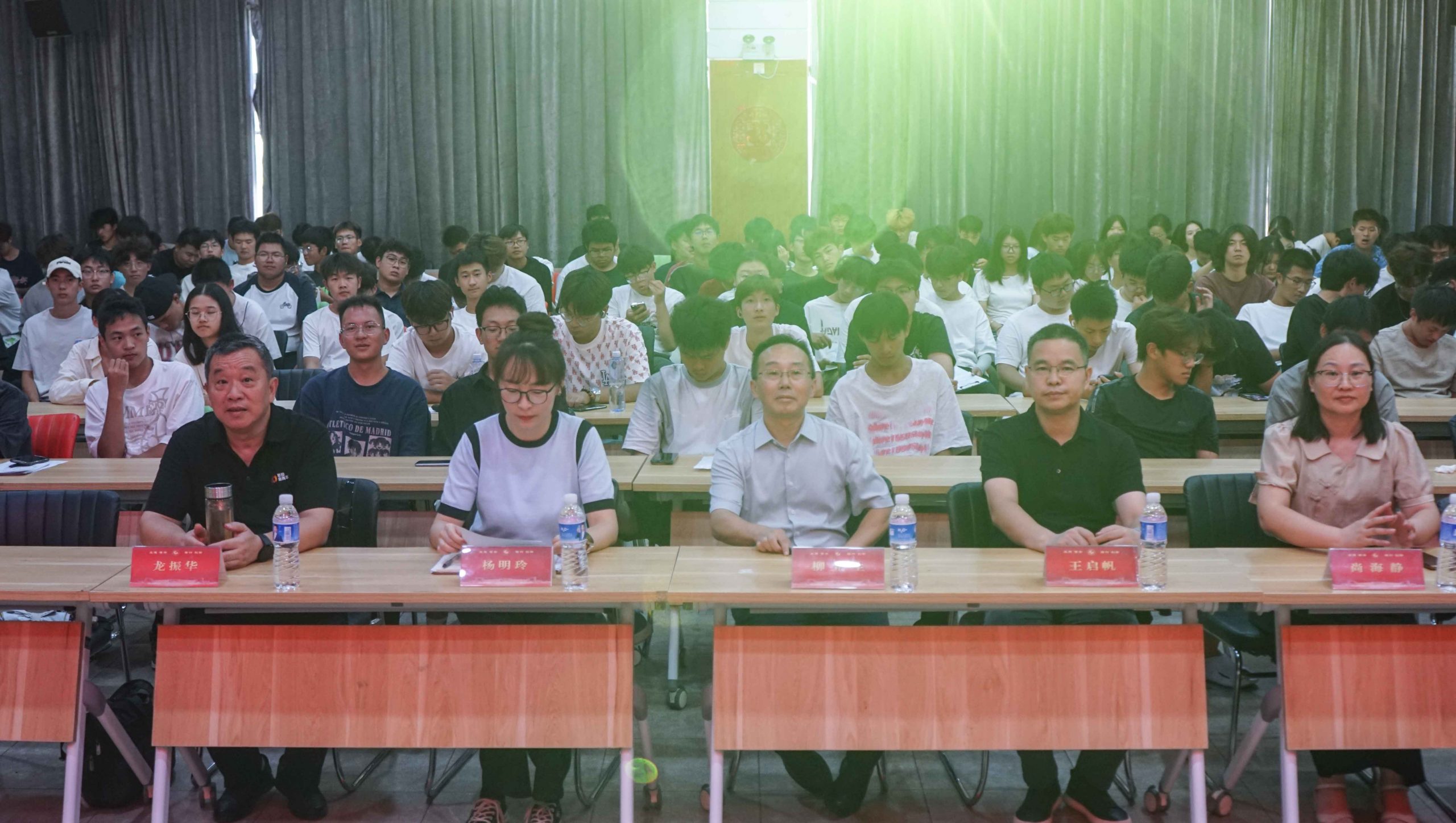 机械与工程学院举行匠心讲堂系列活动第三讲——数智时代新建筑新机遇