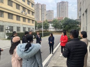 学校开展实验室安全检查工作