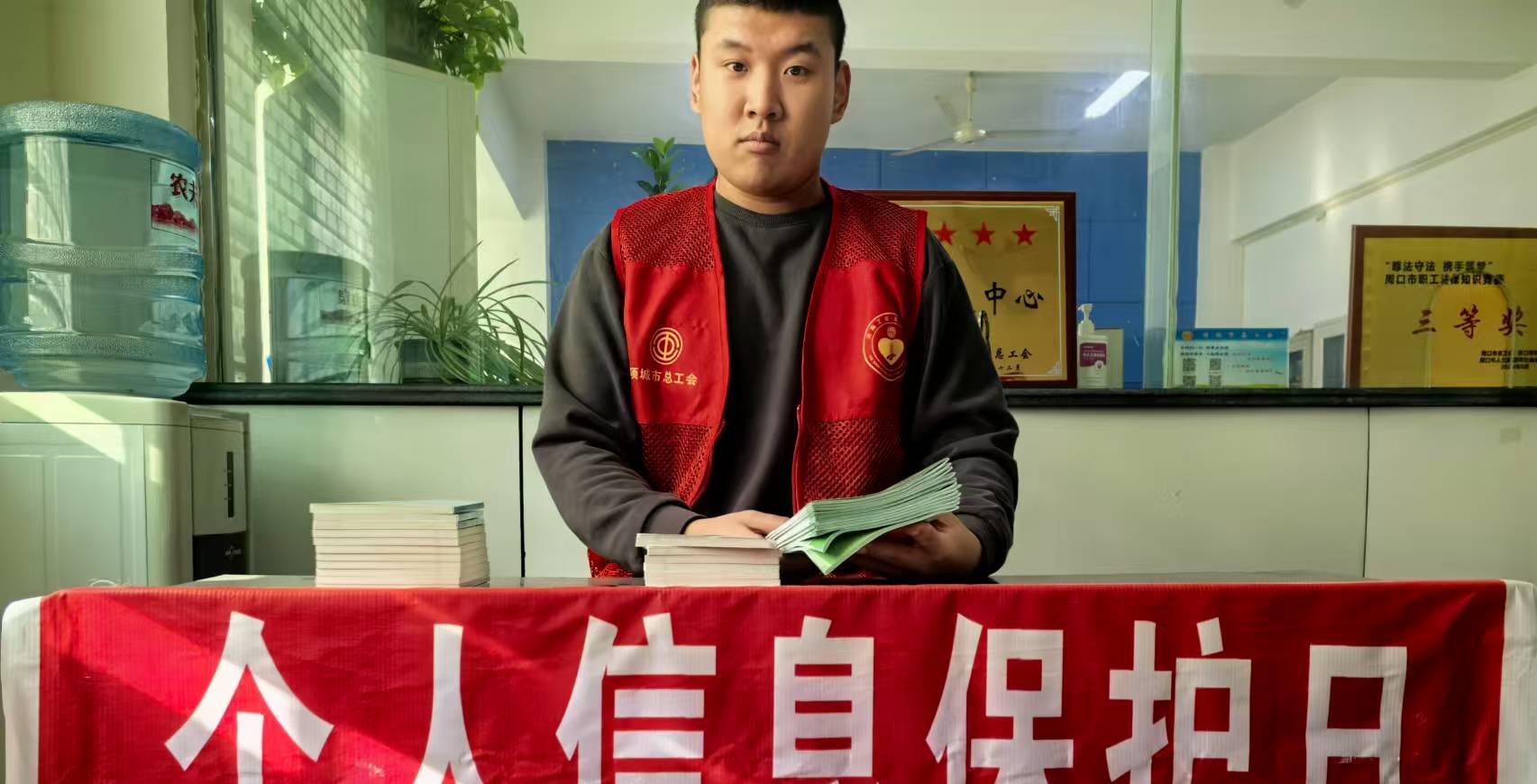 见义勇为！武工院学子好样的！